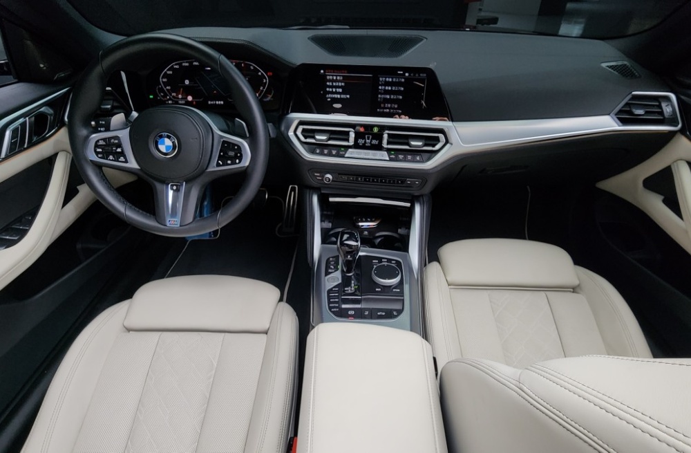 BMW 4 series (G22)