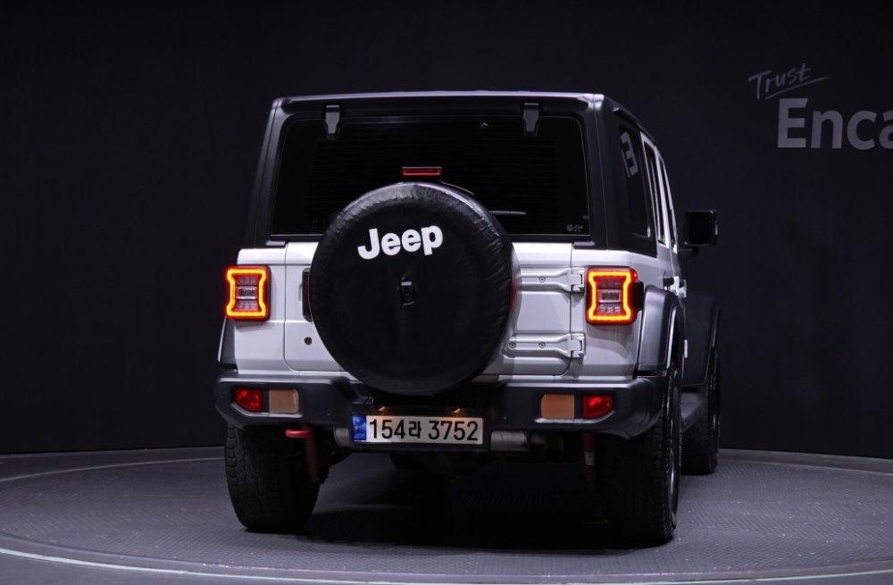 Jeep Wrangler (JL)