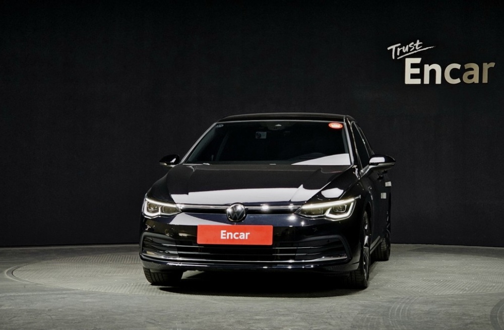 Volkswagen golf 8th generation