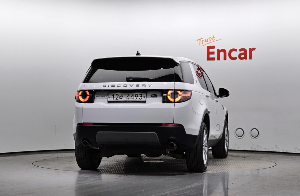 Land rover discovery sport