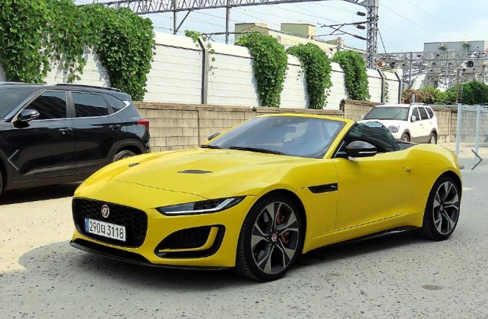 Jaguar F-TYPE