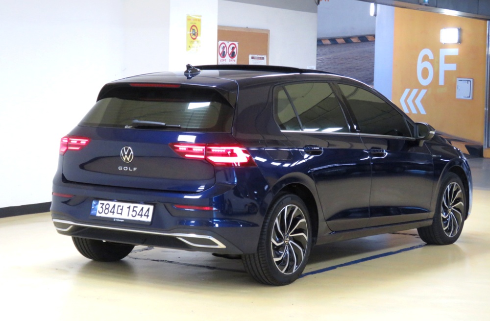 Volkswagen golf 8th generation