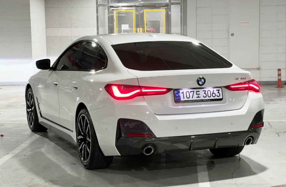 BMW 4 series (G22)