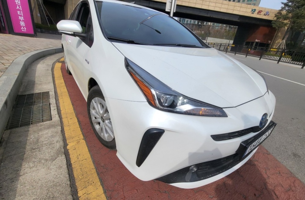 Toyota Prius 4th generation