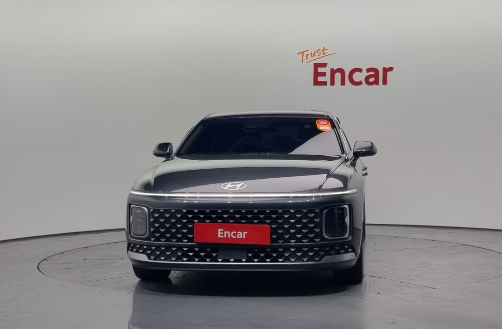 Hyundai Grandeur (GN7)