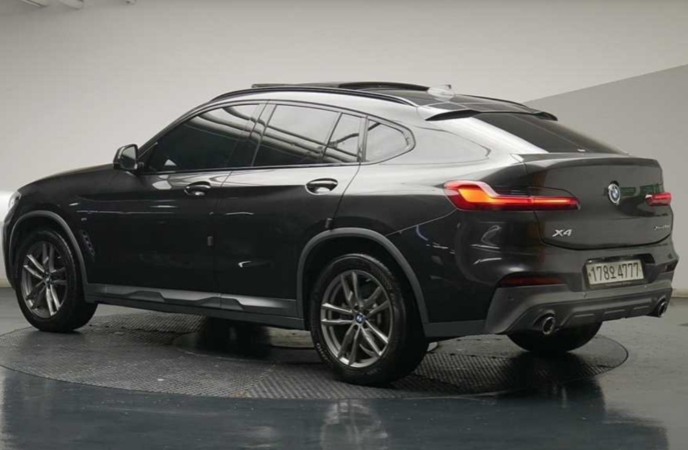 BMW X4 (G02)