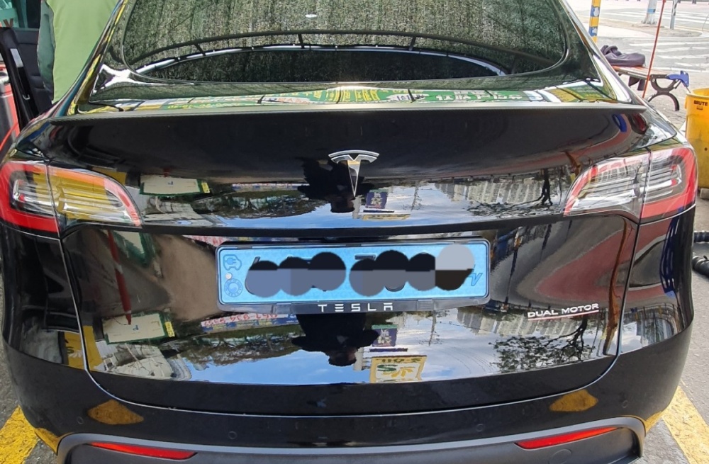 Tesla model Y