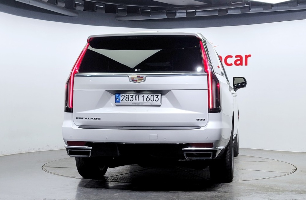 Cadillac Escalade 5th Gen