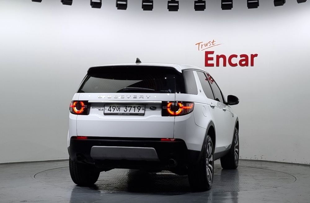 Land rover discovery sport