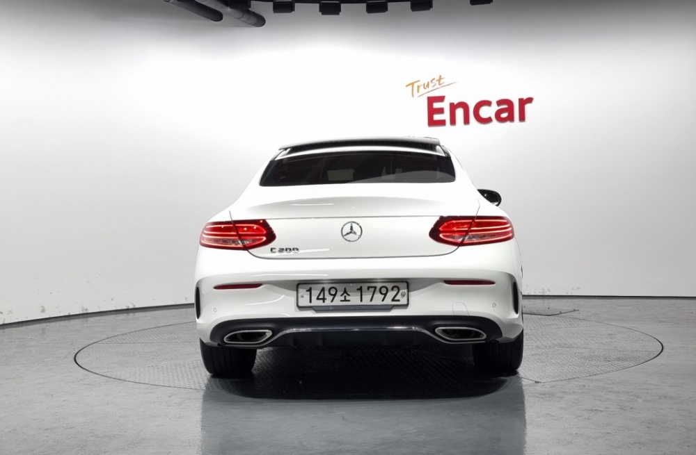 Mercedes-Benz C-Class W205