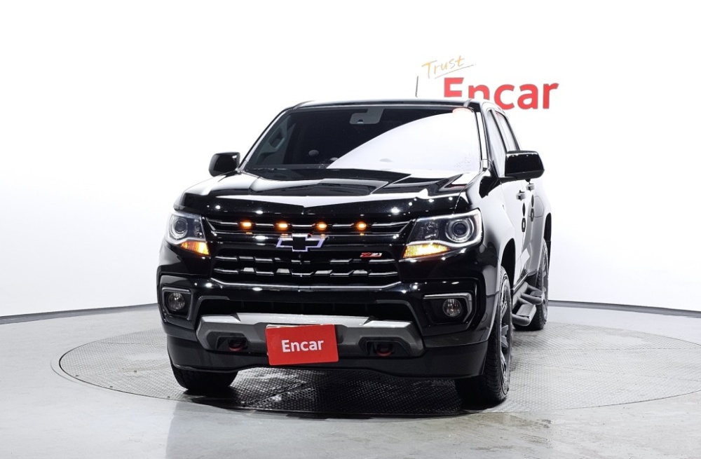 Chevrolet (GM Daewoo) real new colorado