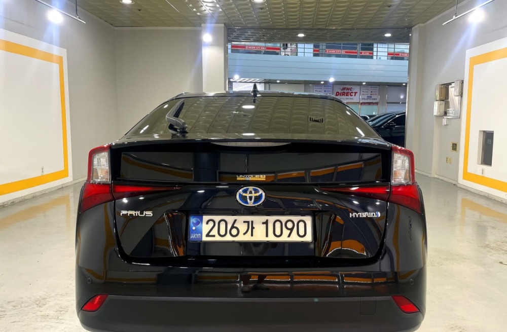 Toyota Prius 4th generation