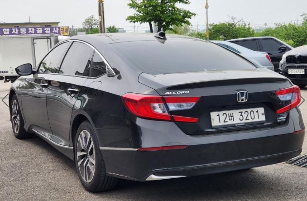 Honda Accord 10th Gen