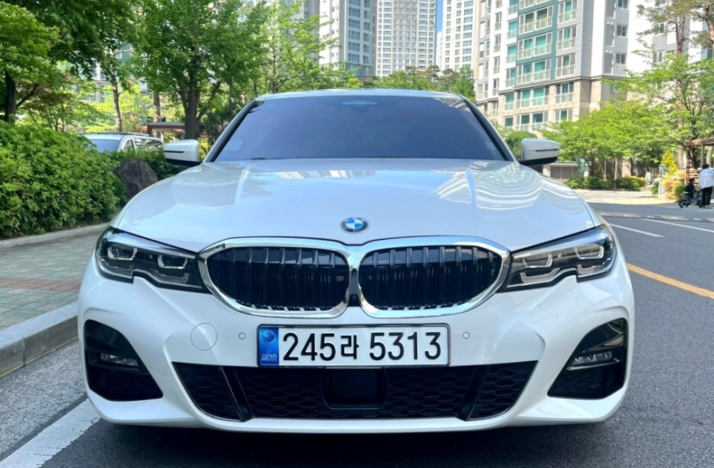 BMW 3 Series (G20)