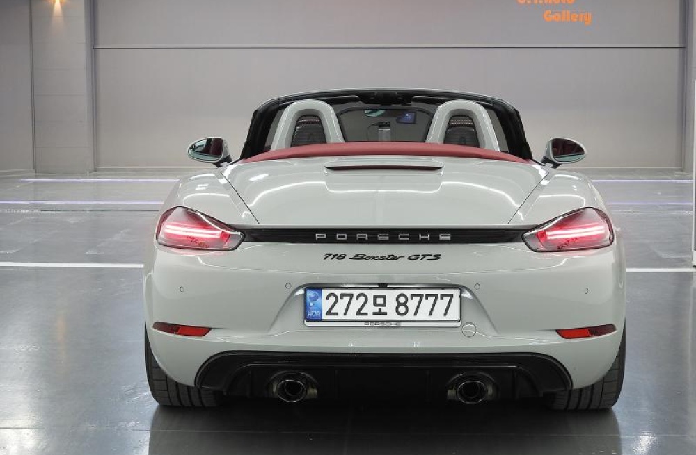 Porsche 718 boxster