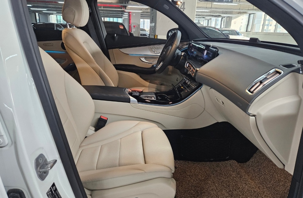 Mercedes-Benz EQC-N293