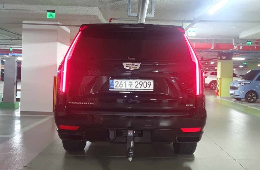 Cadillac Escalade 5th Gen