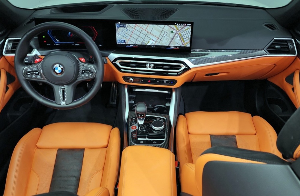 BMW M4 (G82)