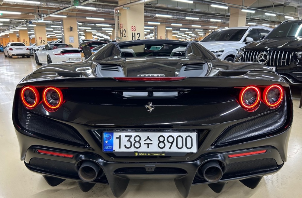 Ferrari F8 Spider