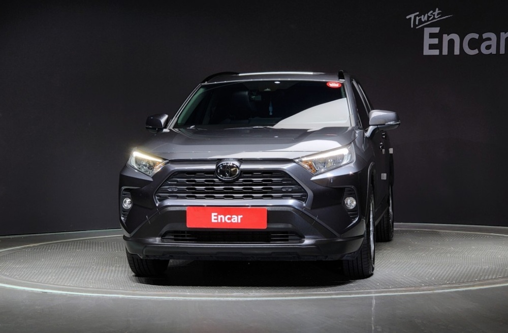Toyota RAV4 5th Gen
