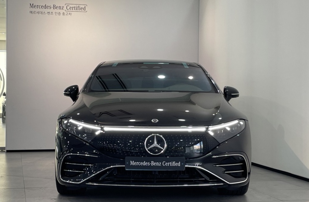 Mercedes-Benz EQS V297