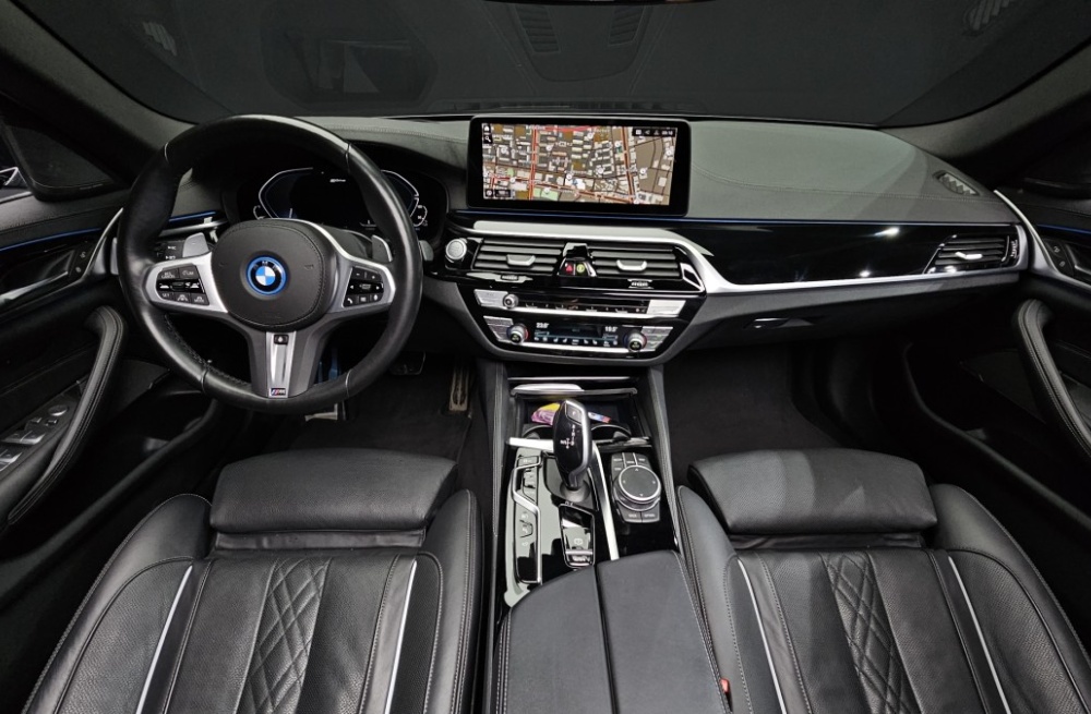 BMW 5 series (G30)
