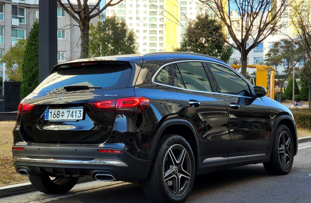 Mercedes-Benz GLA-Class H247