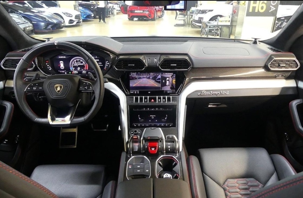 Lamborghini Urus