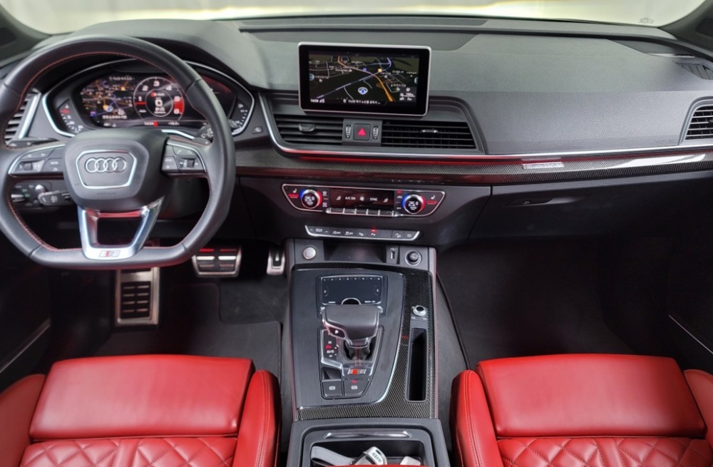 Audi SQ5 (FY)