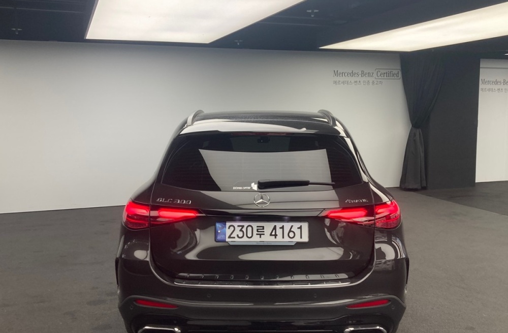 Mercedes-Benz GLC-Class X254