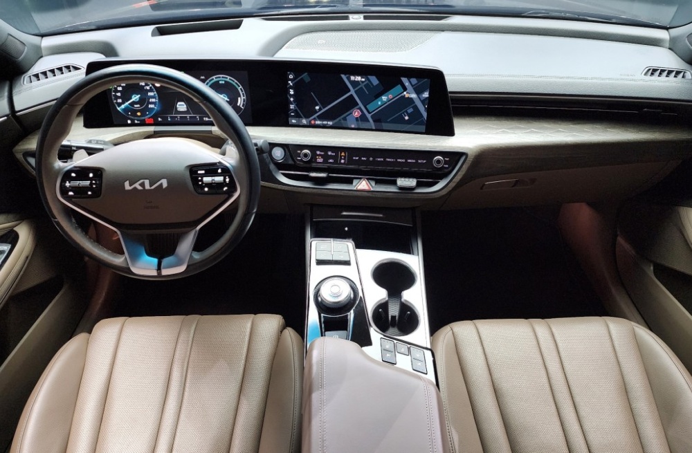 Kia K8 Hybrid