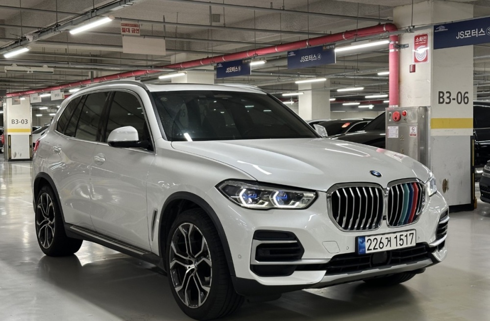 BMW X5 (G05)