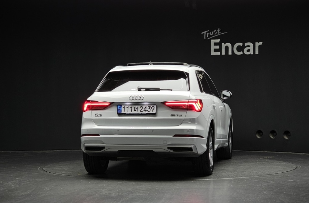 Audi Q3 (F3)