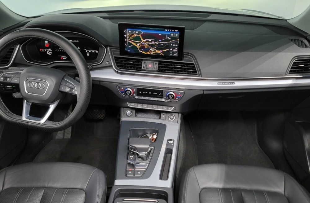 Audi Q5 (FY)