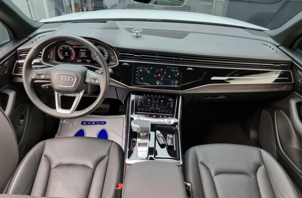 Audi Q7 (4M)