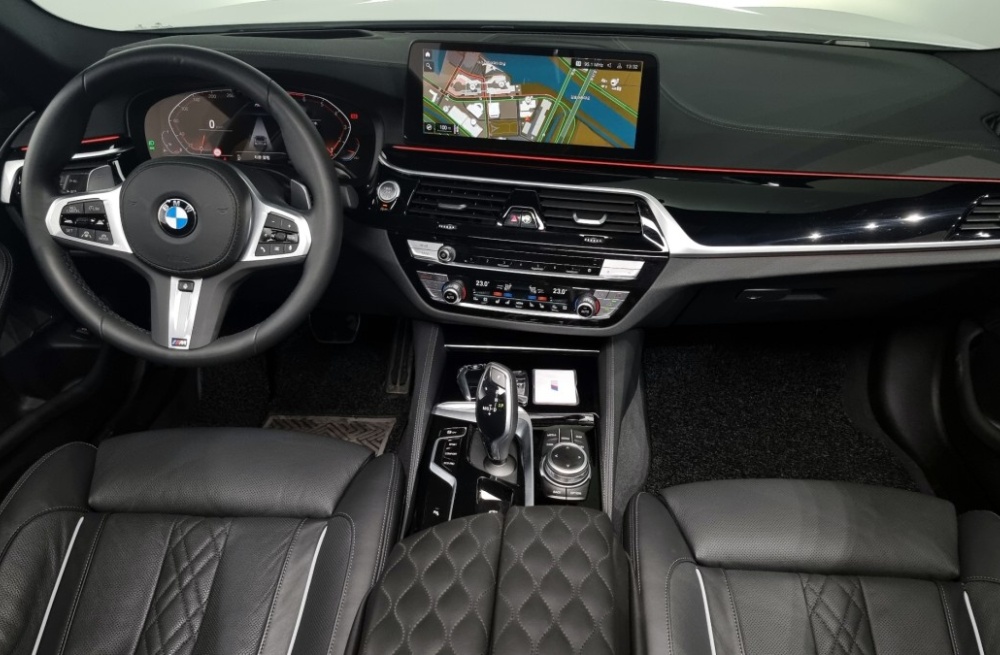 BMW 5 series (G30)