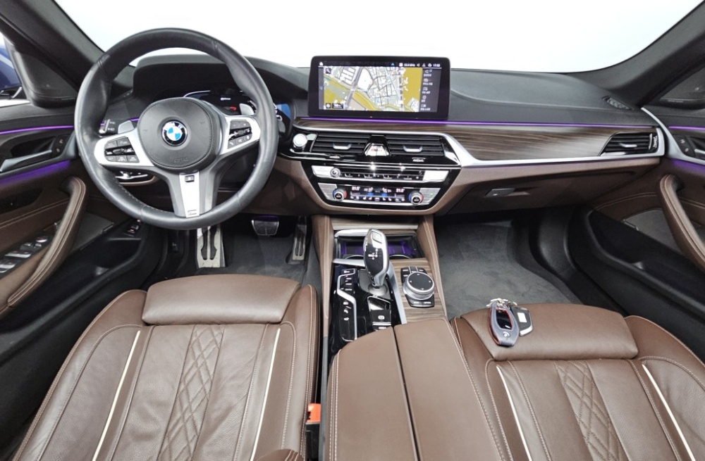 BMW 5 series (G30)