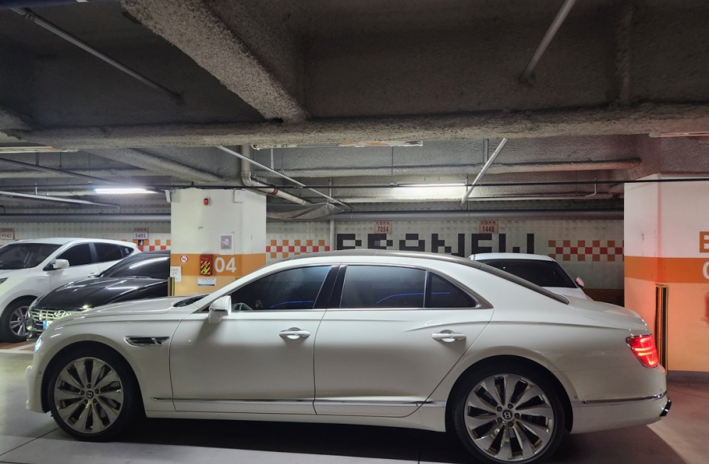 Bentley Flying Spur 3rd generation