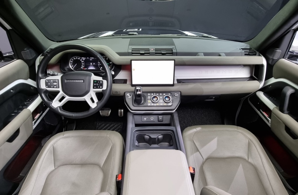 Land rover Defender (L663)