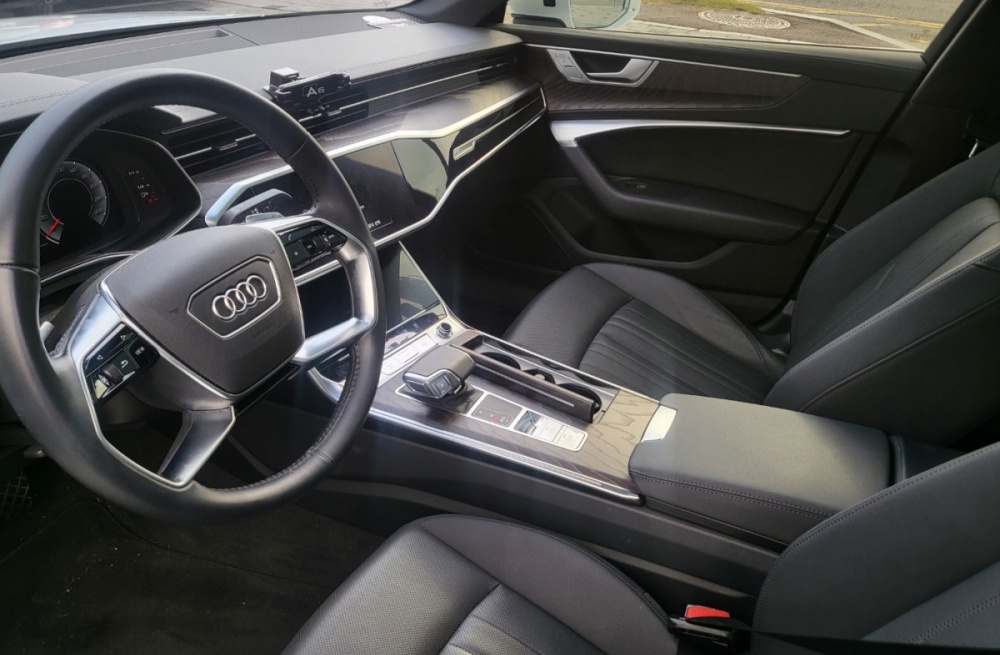 Audi A6 (C8)