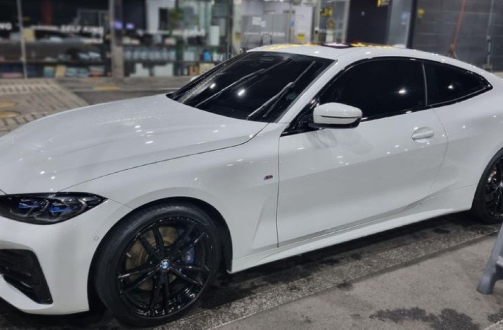 BMW 4 series (G22)