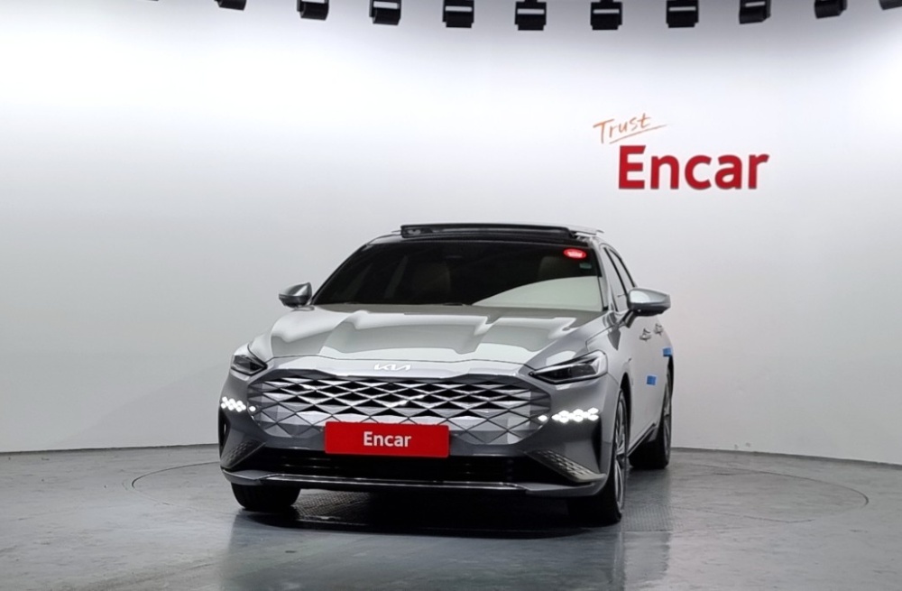 Kia K8 Hybrid