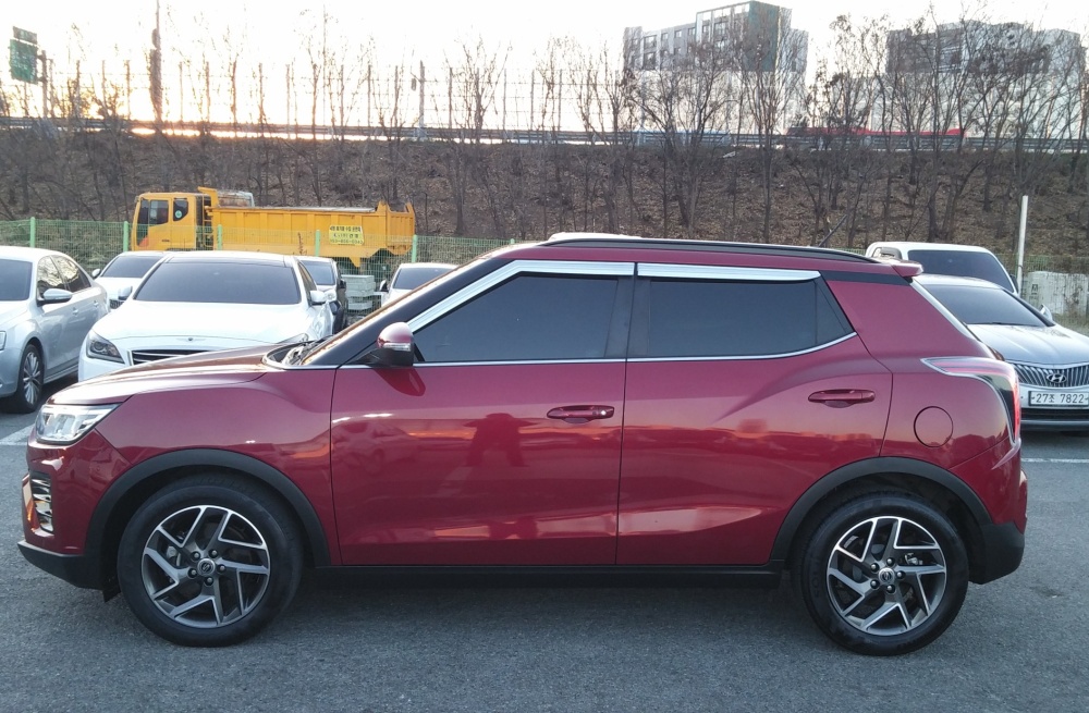 KG Mobility (Ssangyong) Very New Tivoli