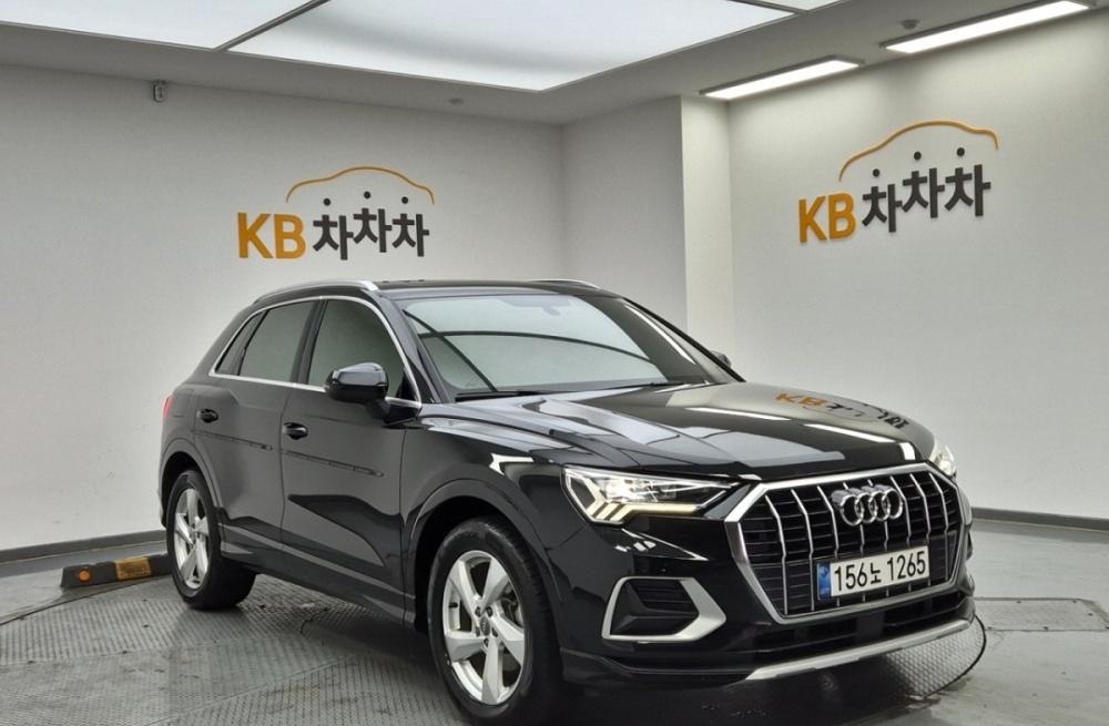 Audi Q3 (F3)