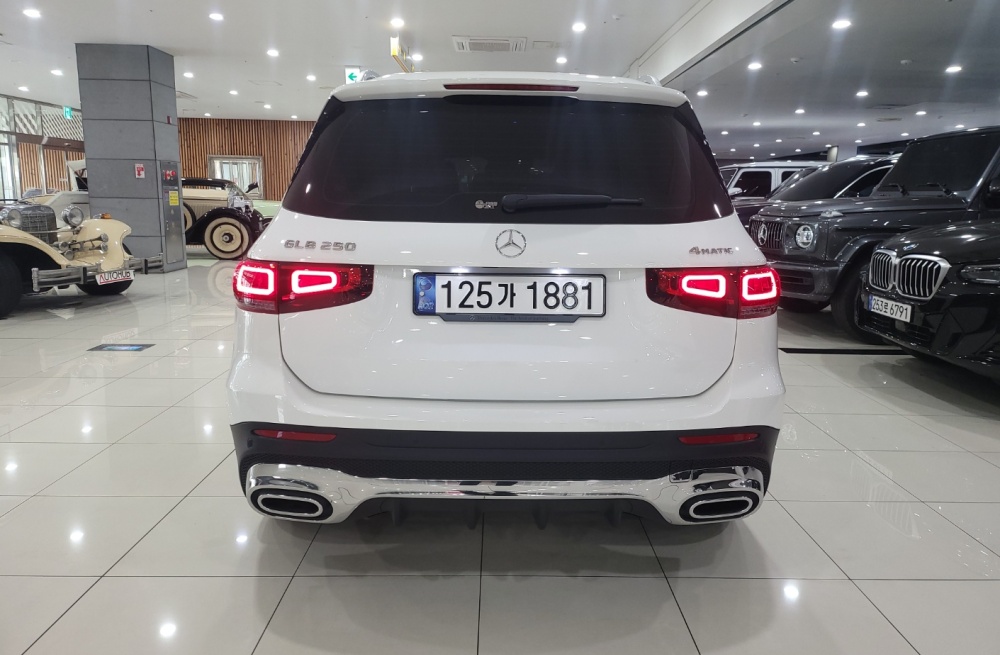 Mercedes-Benz GLB-Class X247