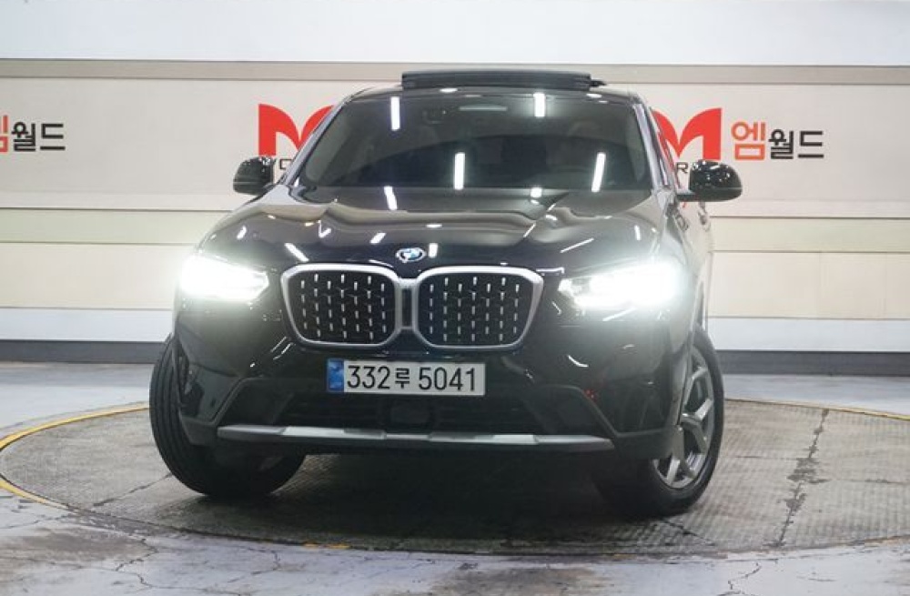 BMW X4 (G02)