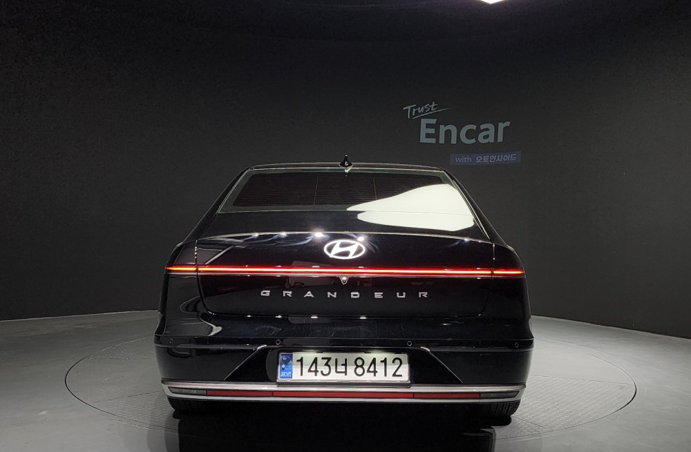 Hyundai Grandeur (GN7)