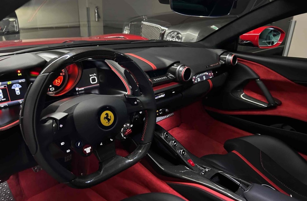 Ferrari 812 super fast