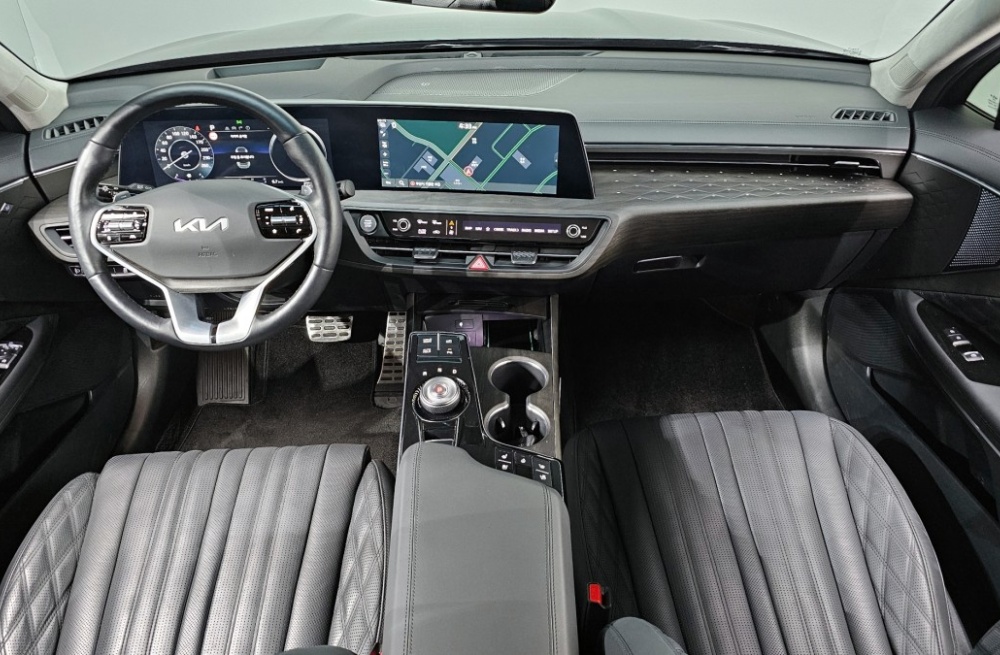 Kia K8