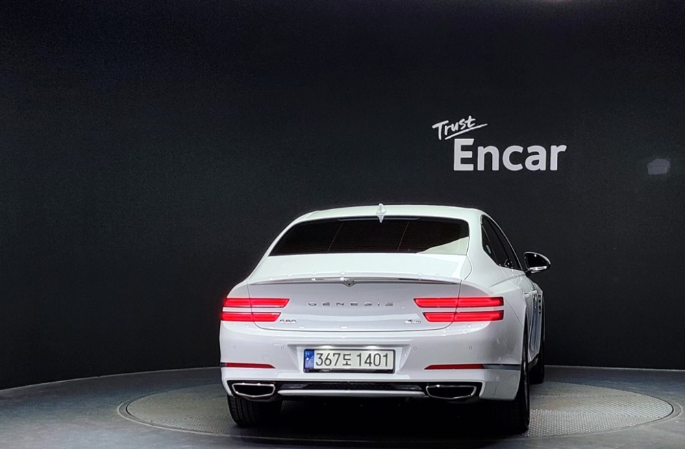 Genesis G80 (RG3)